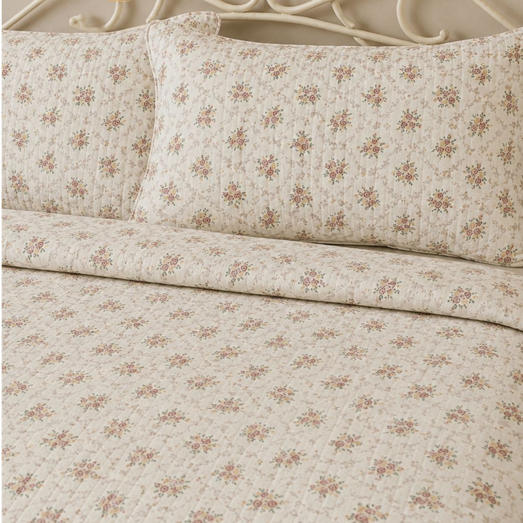 English Cottage Print Bedcover