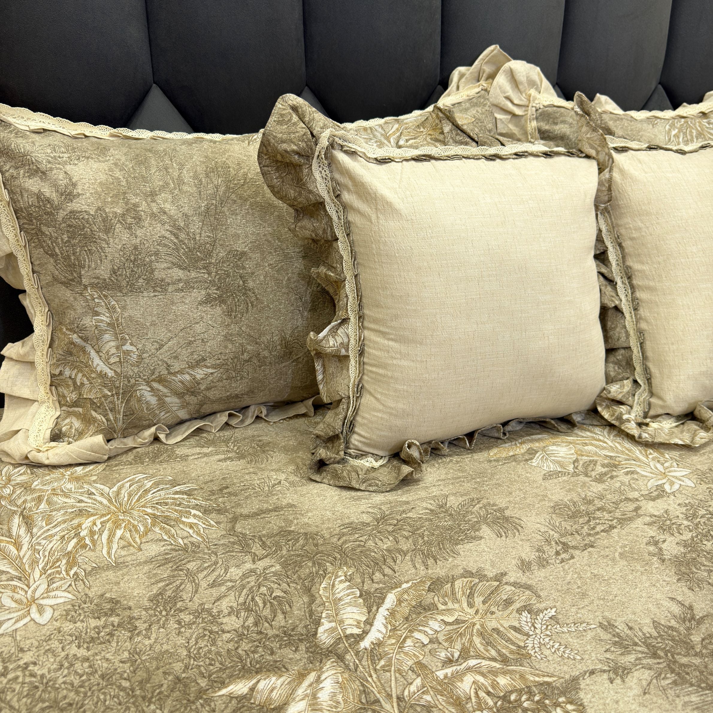 French Toile Print Luxury Bedsheet Set - 5 Pc Coordinated Collection