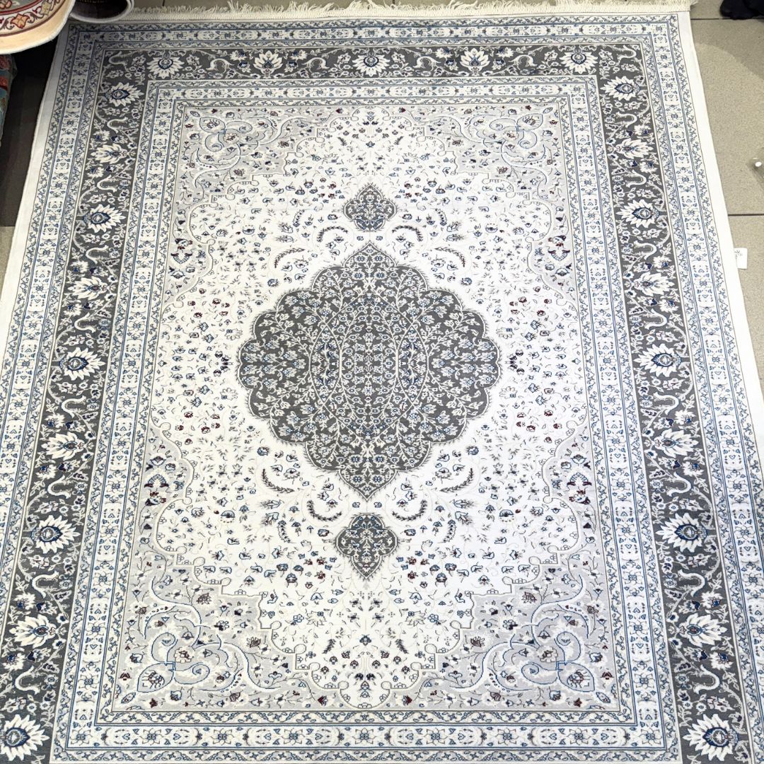 Premium Turkish Carpet – Persian-Inspired Anti-Slip Area Rug (5' × 7')