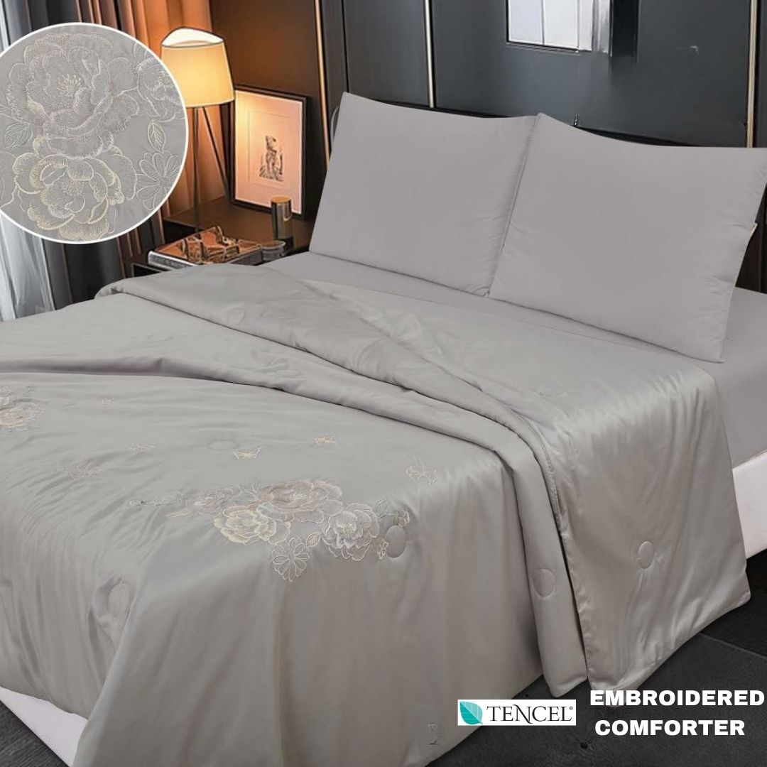 Tensil Silk Embroidered AC Comforter