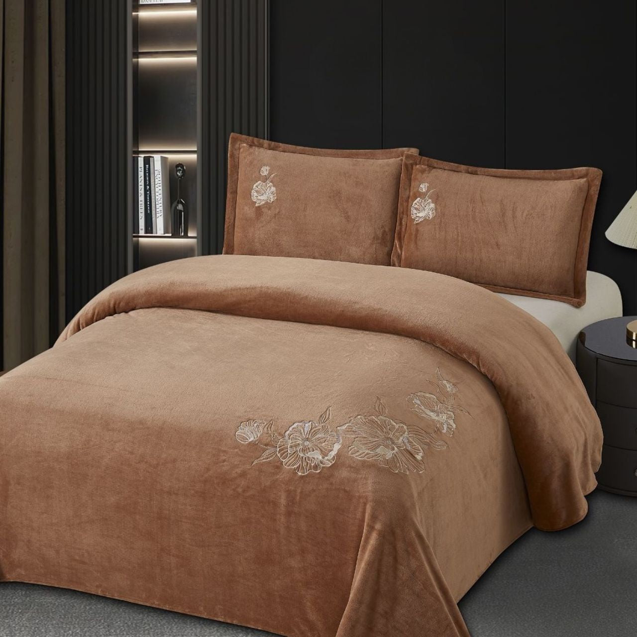 Premium Embroidery Velvet-Touch Bedsheet Set