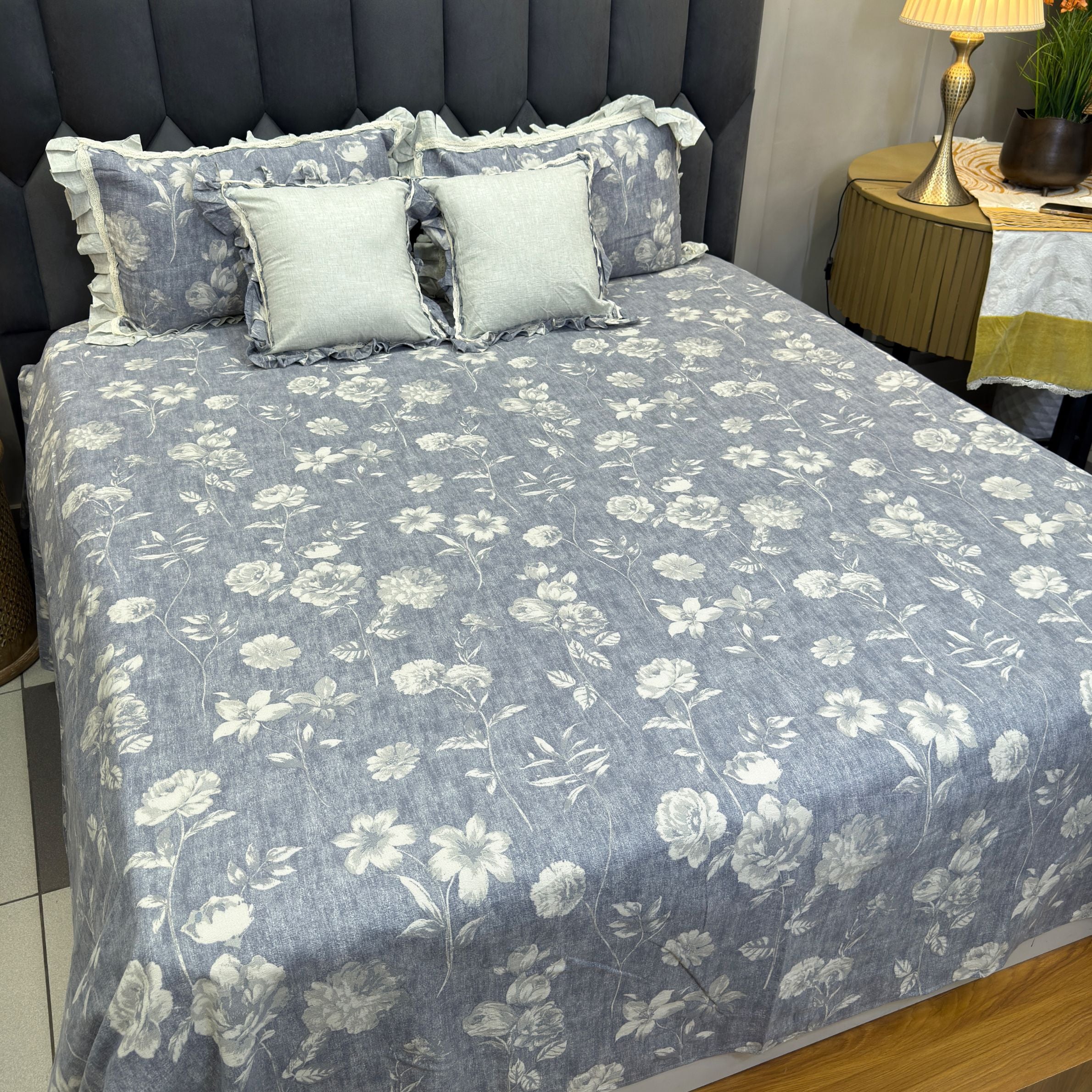 French Toile Print Luxury Bedsheet Set - 5 Pc Coordinated Collection
