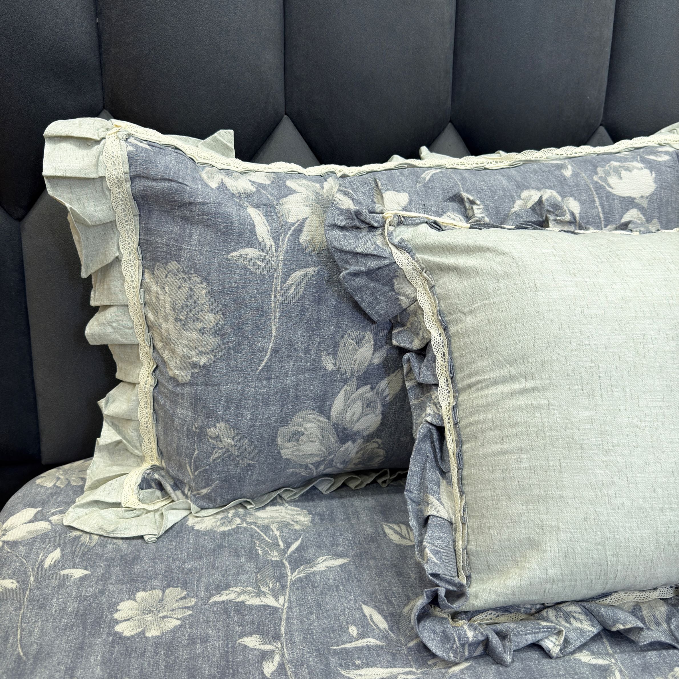 French Toile Print Luxury Bedsheet Set - 5 Pc Coordinated Collection