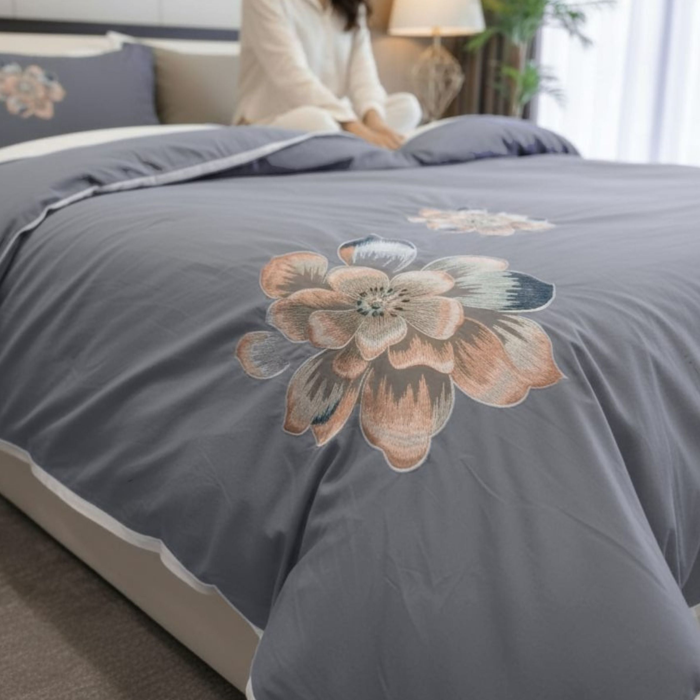 Premium AC Embroidery Comforter
