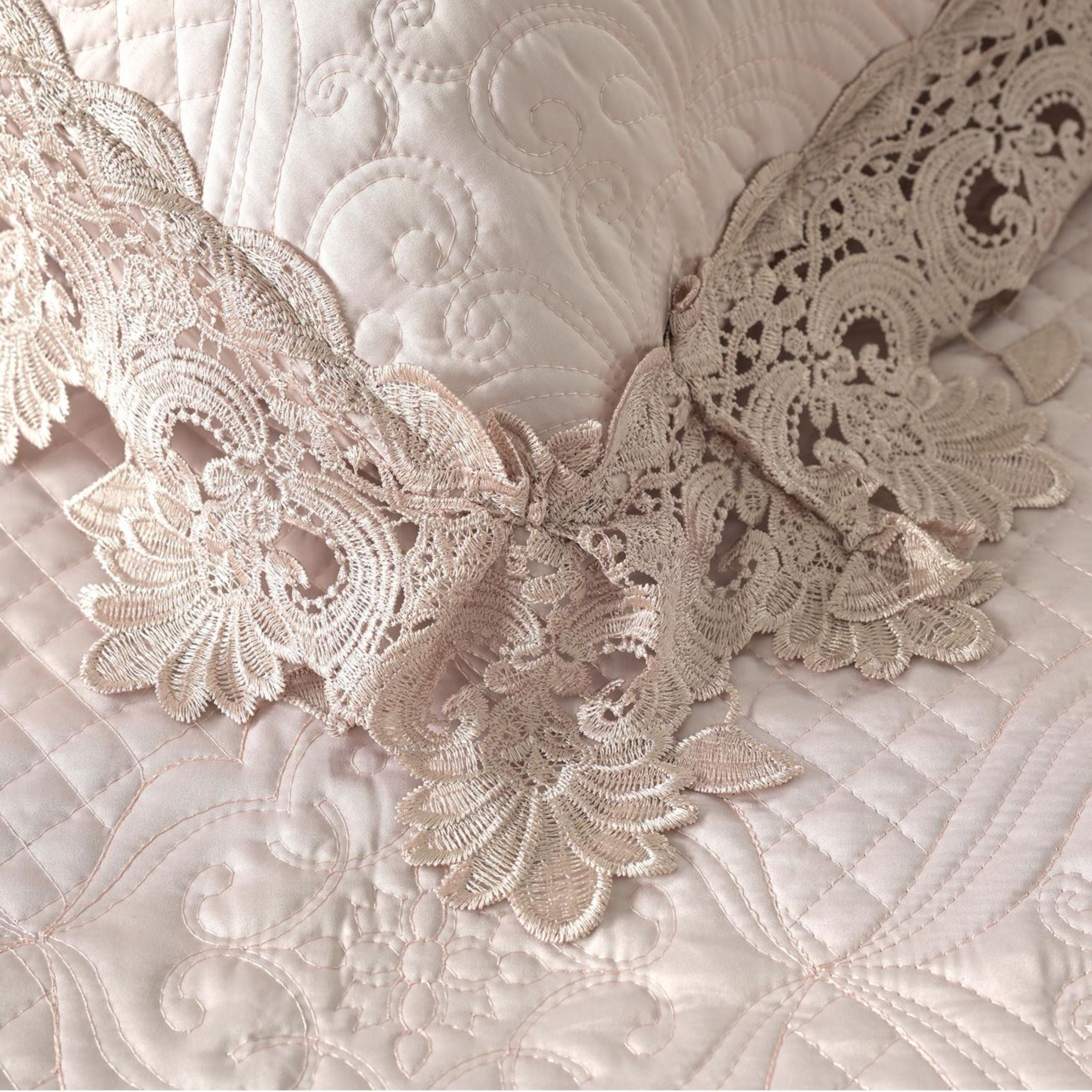 Italian Couture Finished Bridal Trousseau Bedding Set – Luxury Bridal Suite Collection