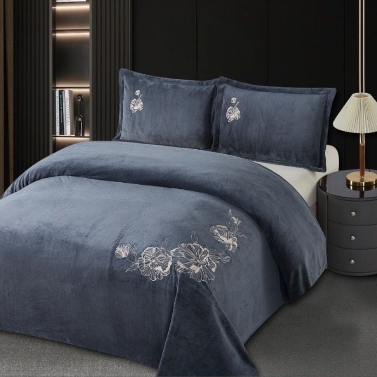 Premium Embroidery Velvet-Touch Bedsheet Set