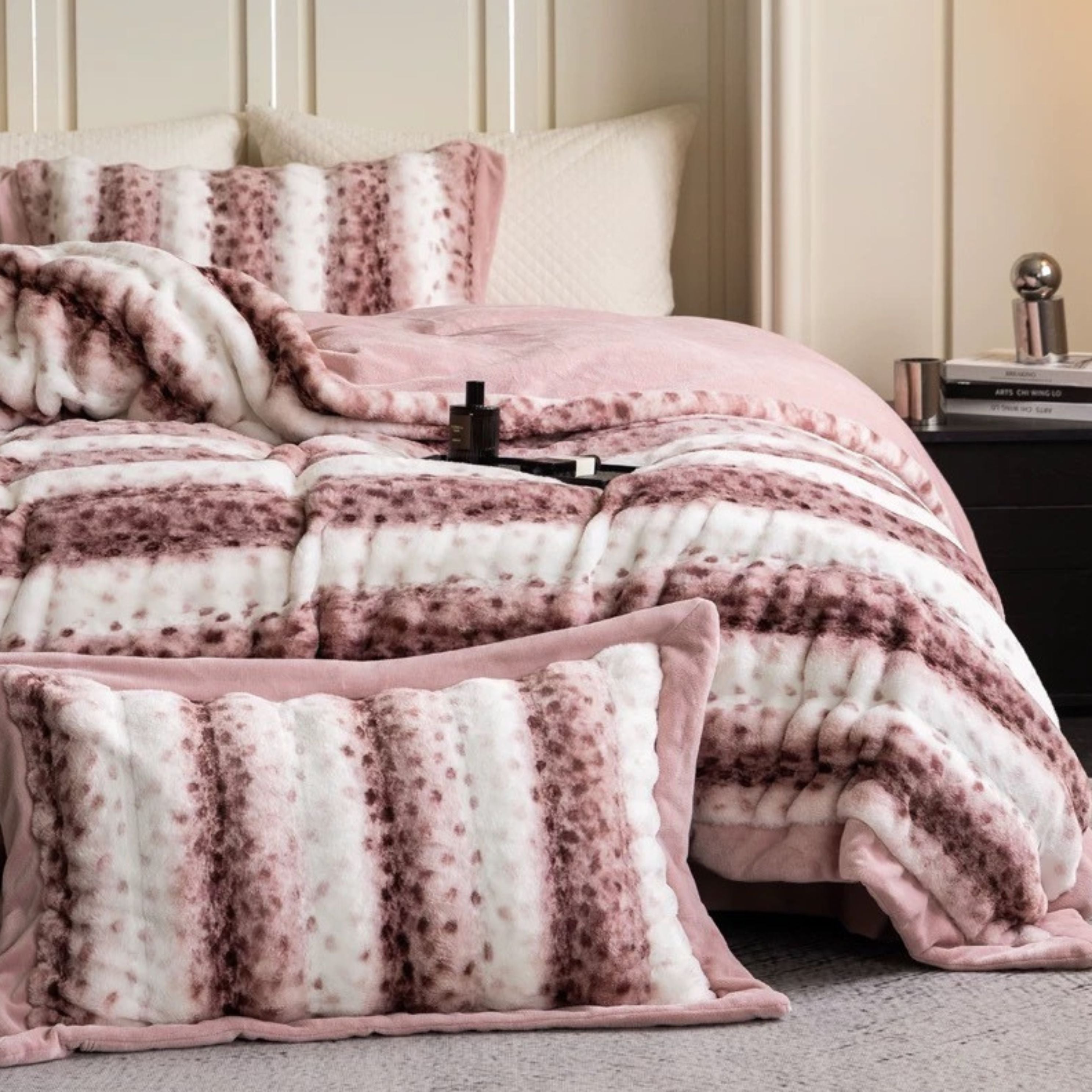 Persian Cashmere Panther Fur Quilt