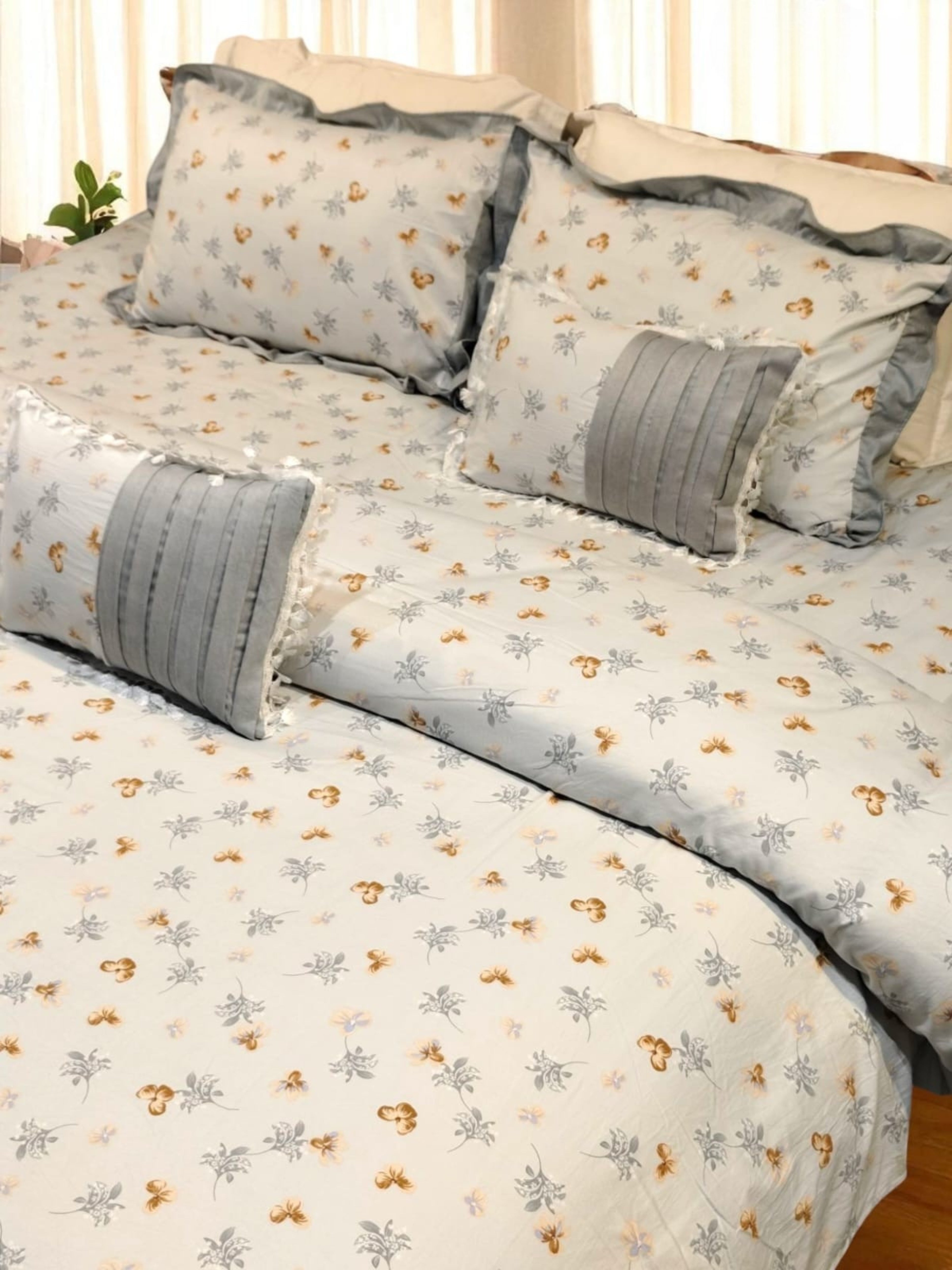 Squirrel Luxury Designer Bedsheet Set