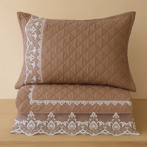 Luxury Embroidered Bedcover Set – King Size with Pillow Covers