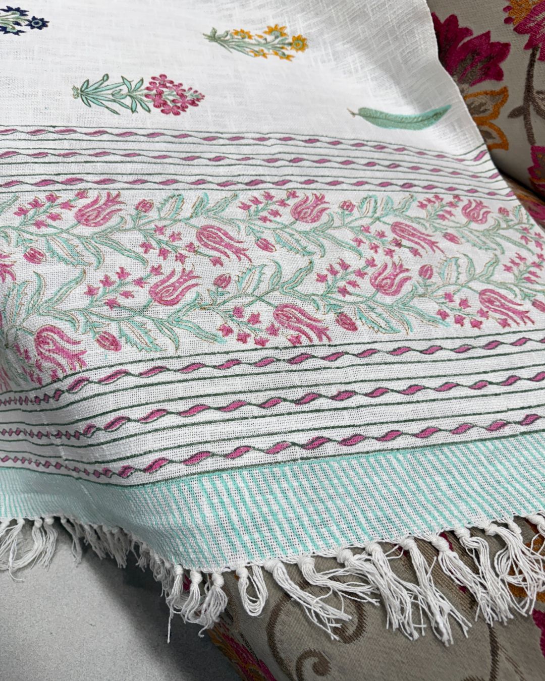 Elegant & luxury Sofa Throw