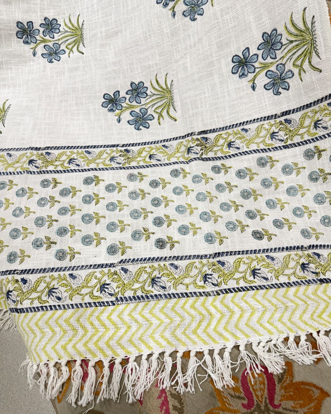Elegant & luxury Sofa Throw