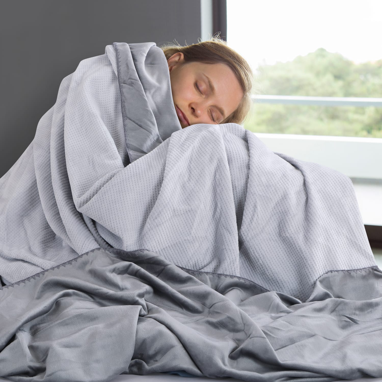 Hibiki Reversible Blanket