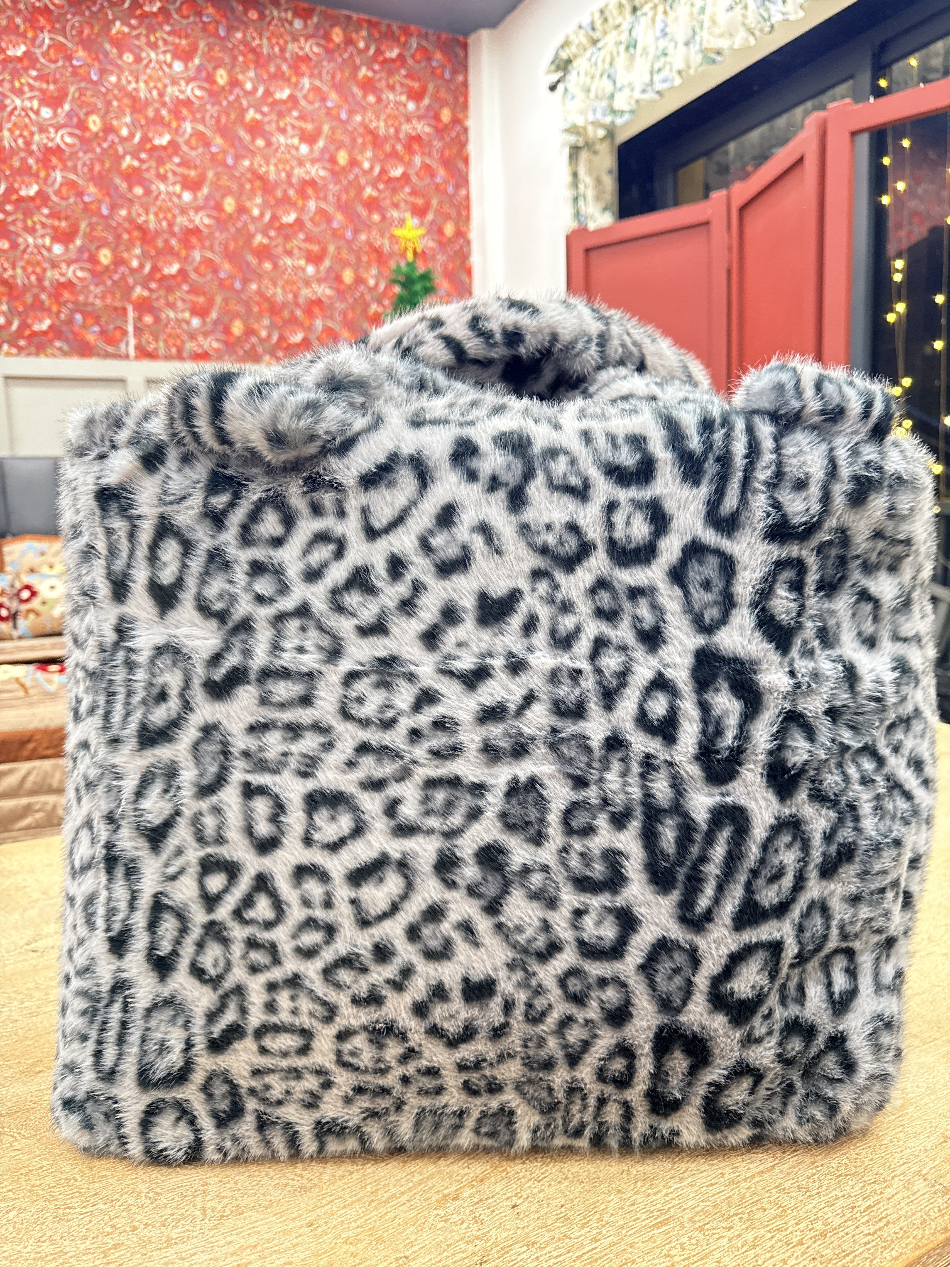 Tiger Print Rabbit Fur Blanket – Ultra Luxury Warmth