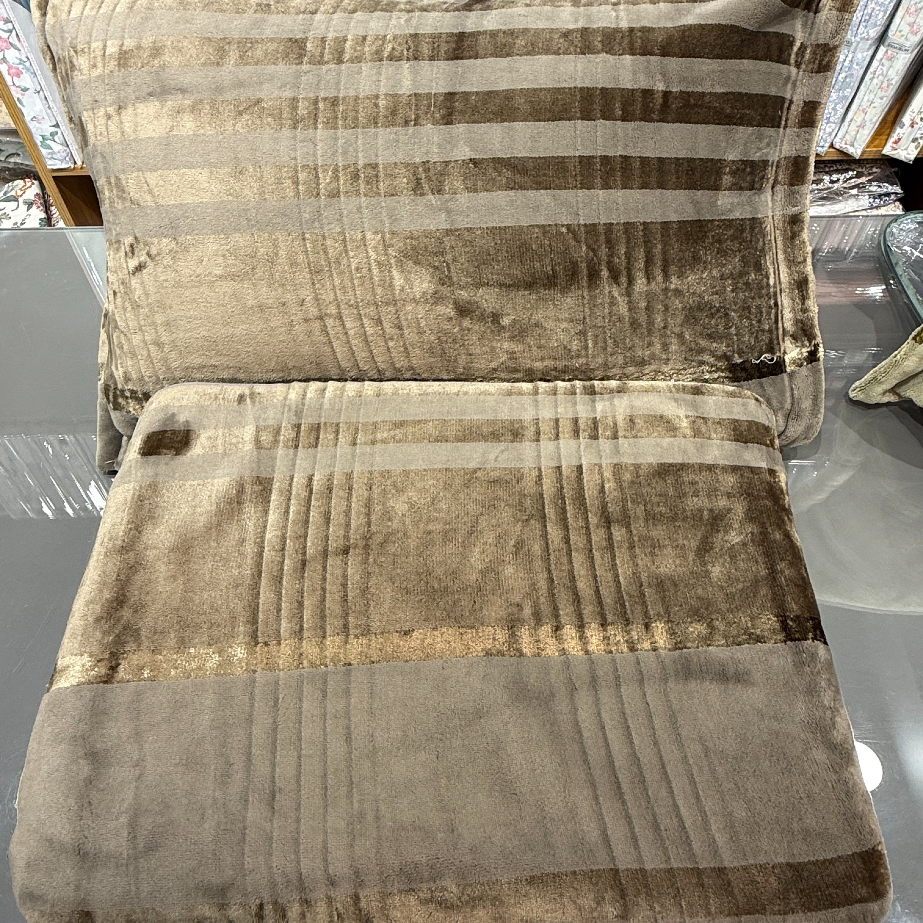 Metallic Winter Warm Bedsheet