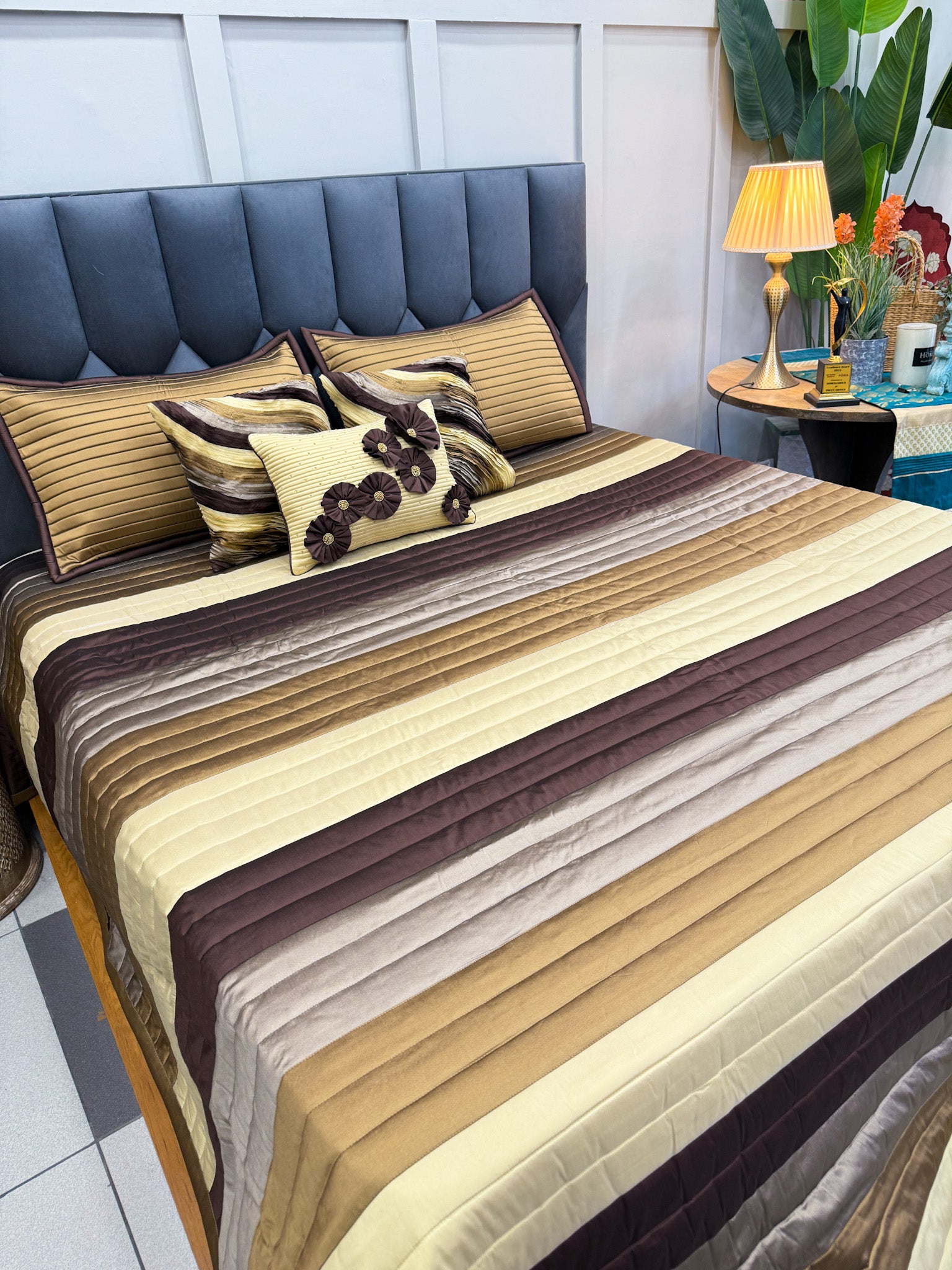 Luxury 6 Pc Bedcover Set – Silk Cotton Elegance