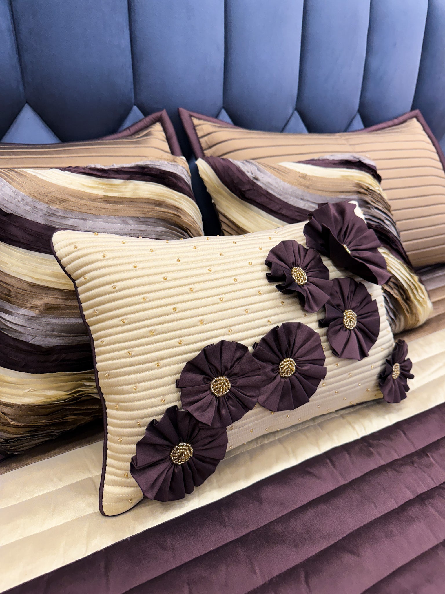 Luxury 6 Pc Bedcover Set – Silk Cotton Elegance