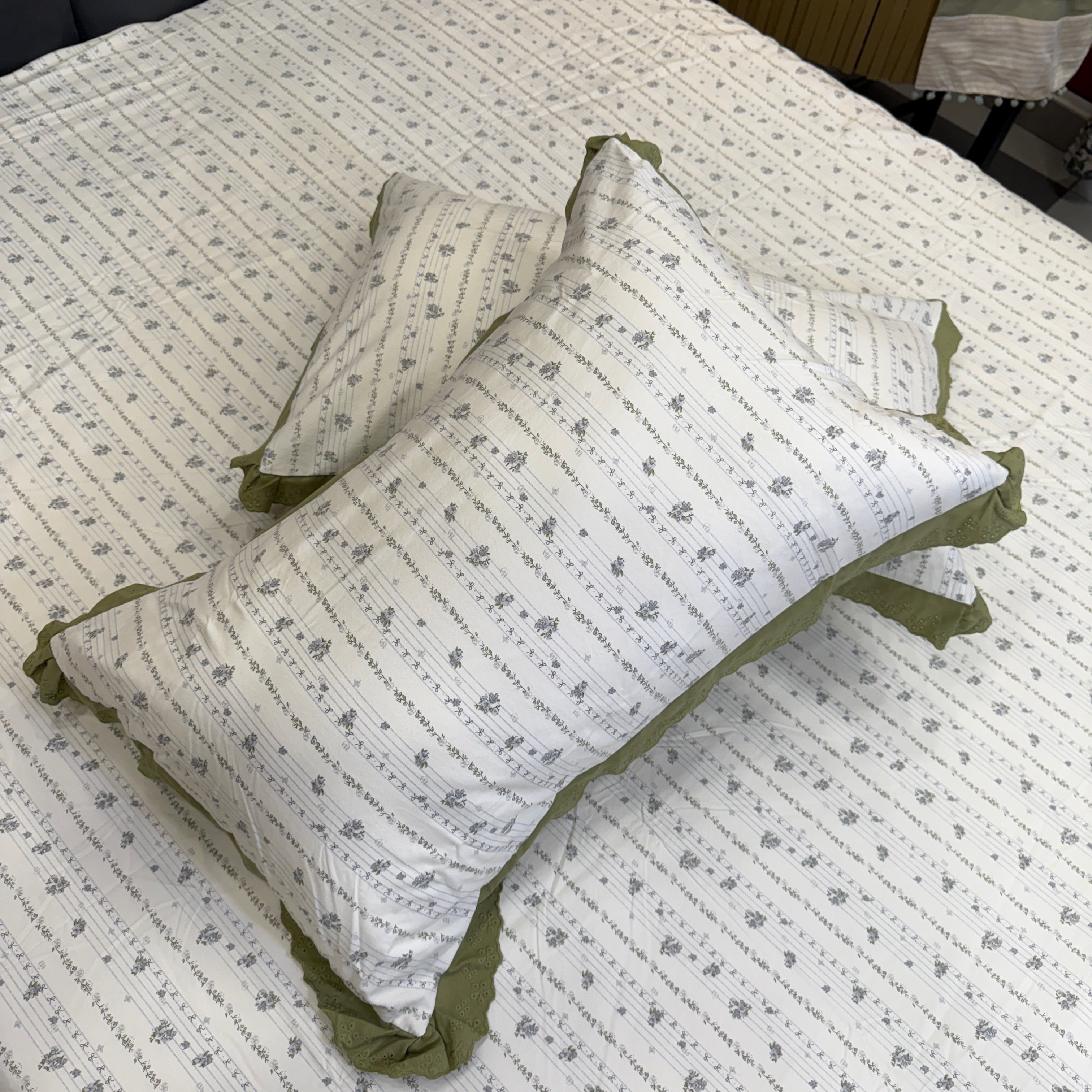 Premium King Size Bedsheets – Ultra Soft & Luxurious Feel