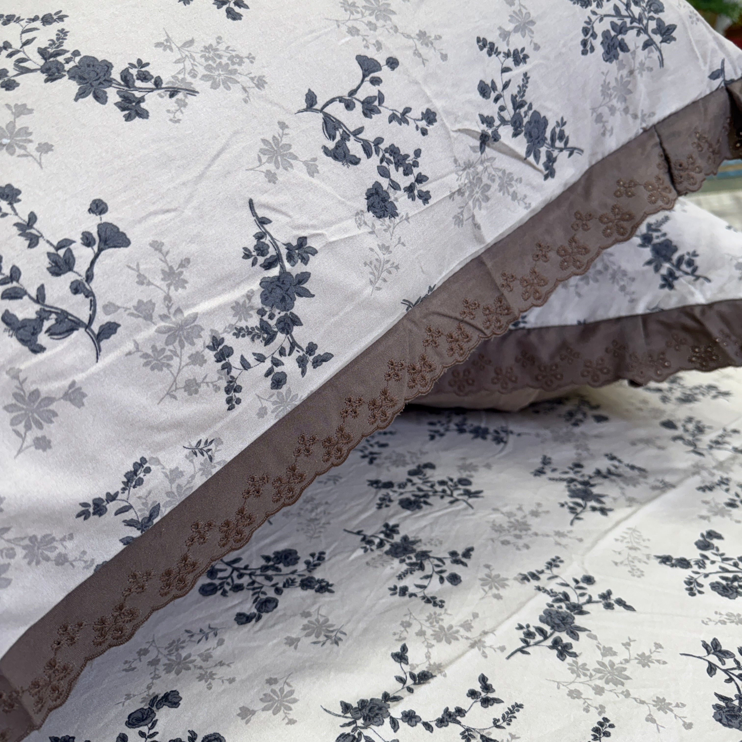 Premium King Size Bedsheets – Ultra Soft & Luxurious Feel