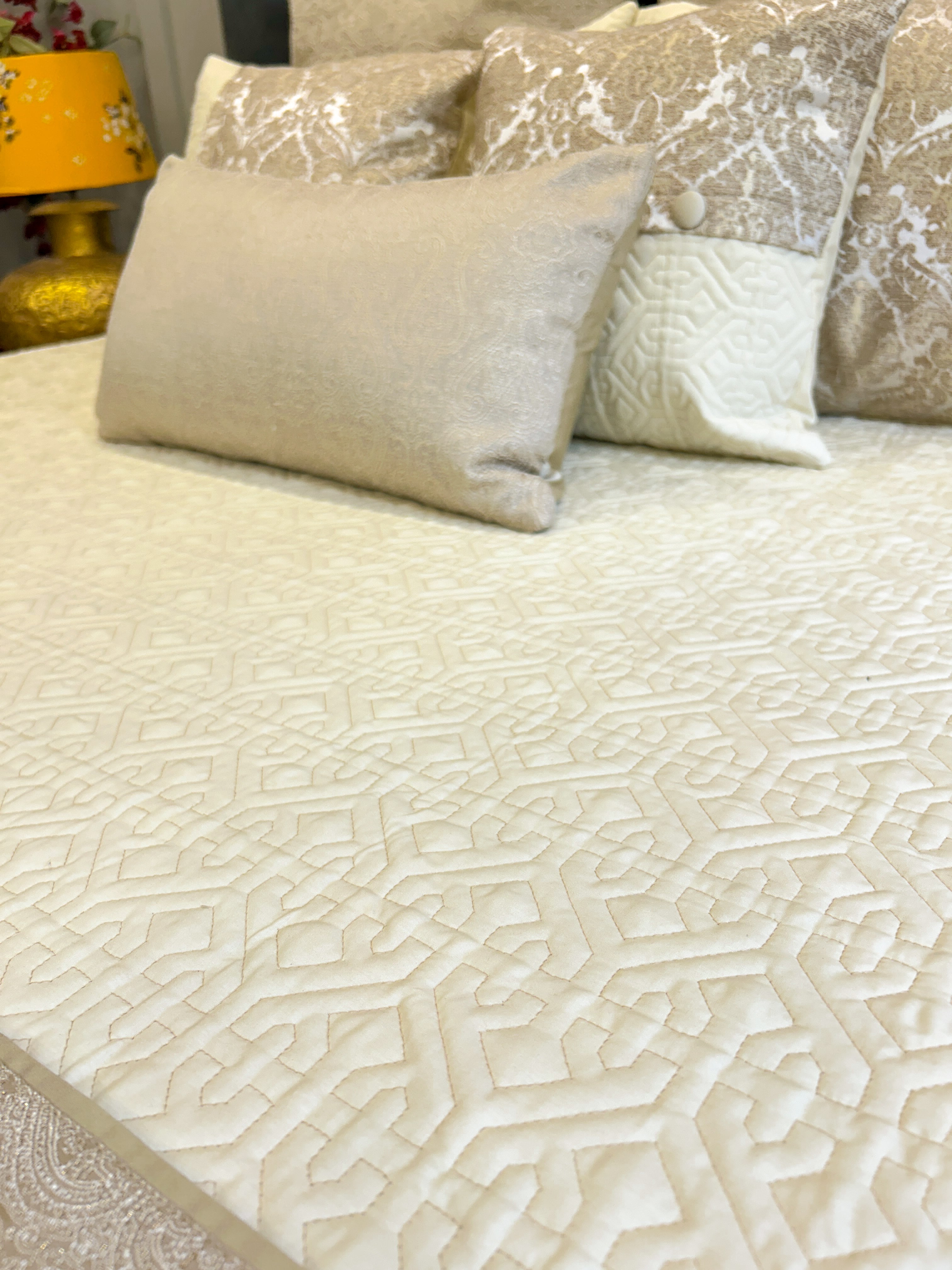 Royal Elegance 9-Piece King Size Jacquard Cotton Bedding Set