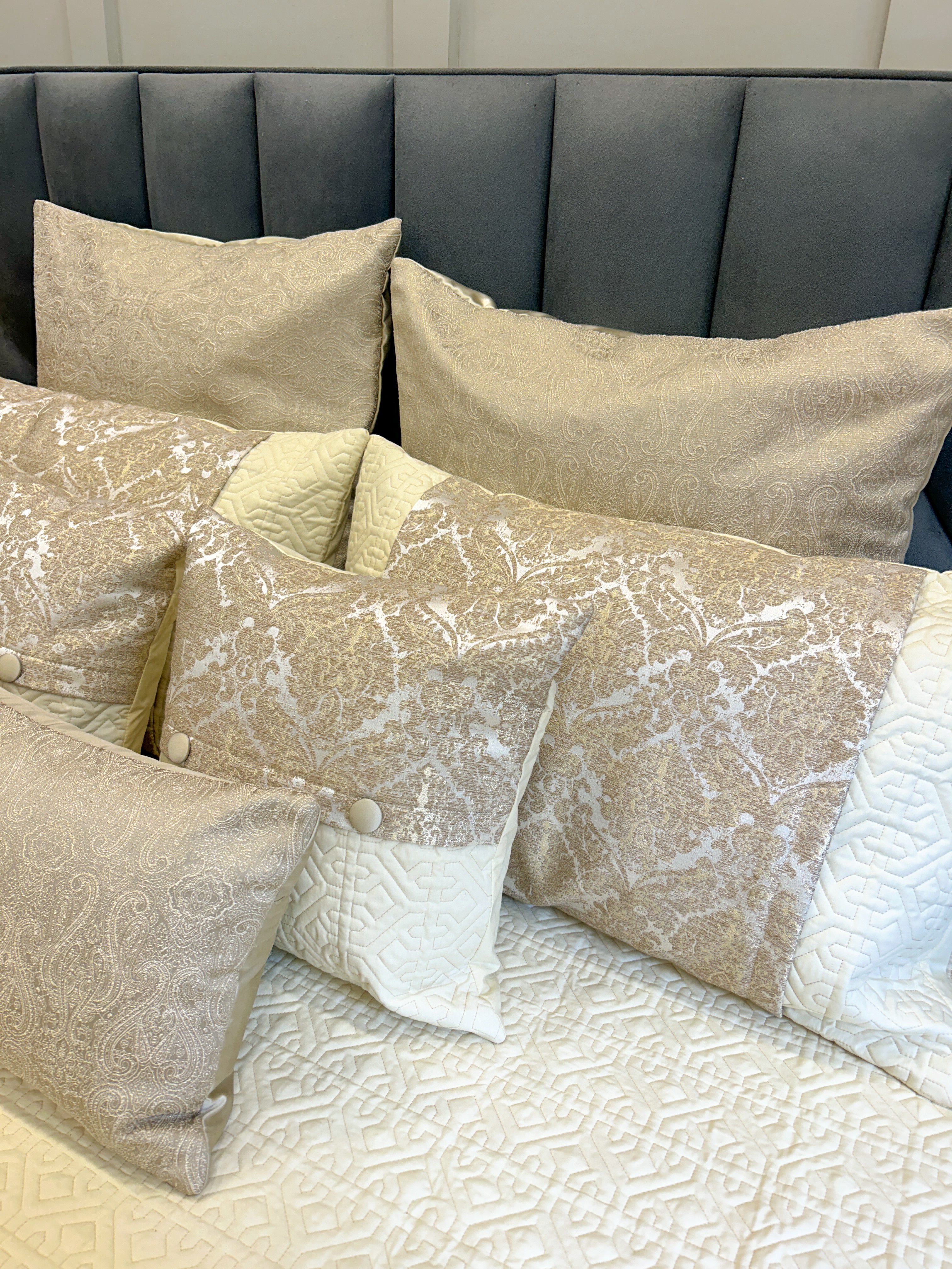 Royal Elegance 9-Piece King Size Jacquard Cotton Bedding Set