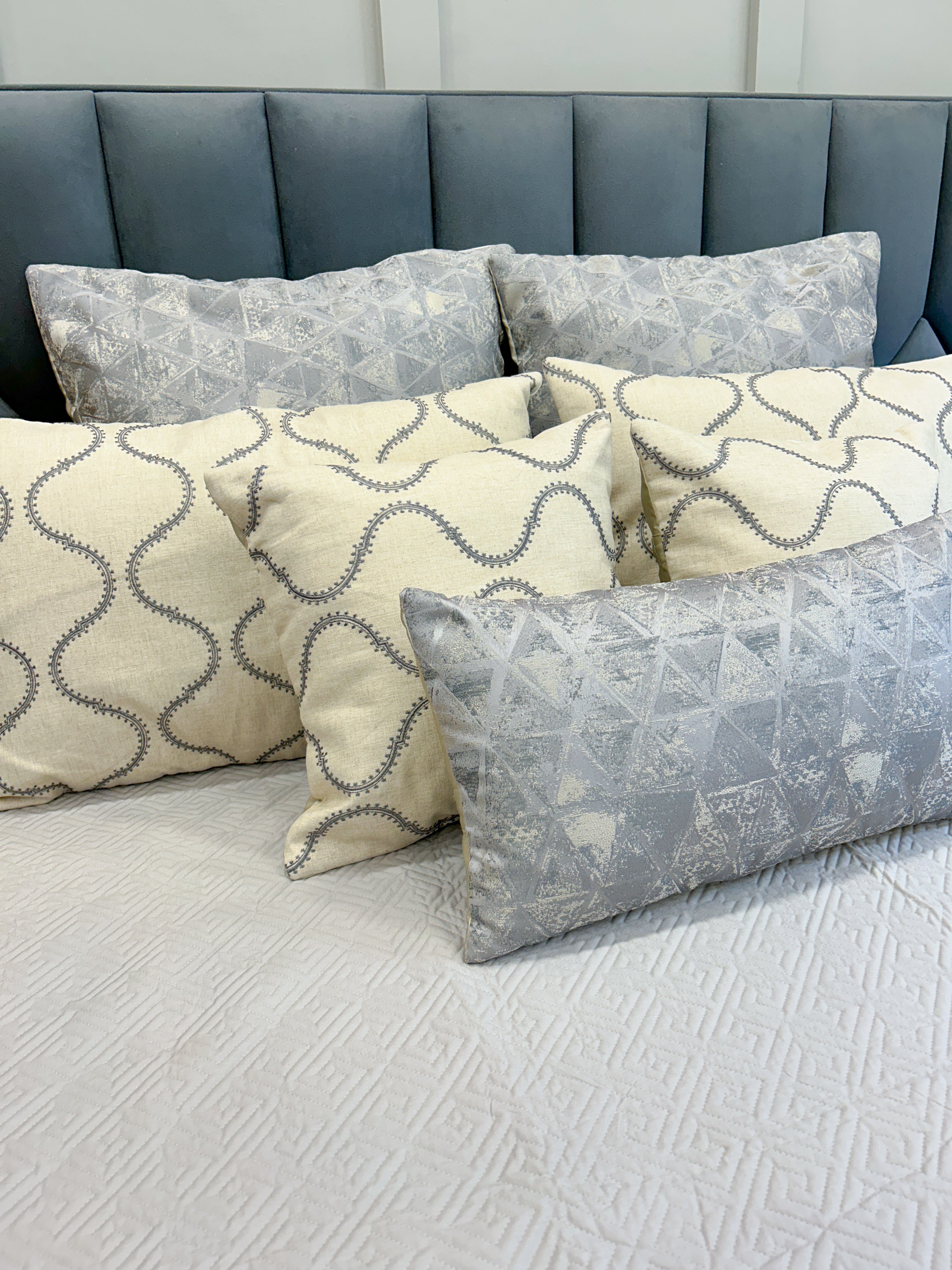 Royal Elegance 9-Piece King Size Jacquard Cotton Bedding Set