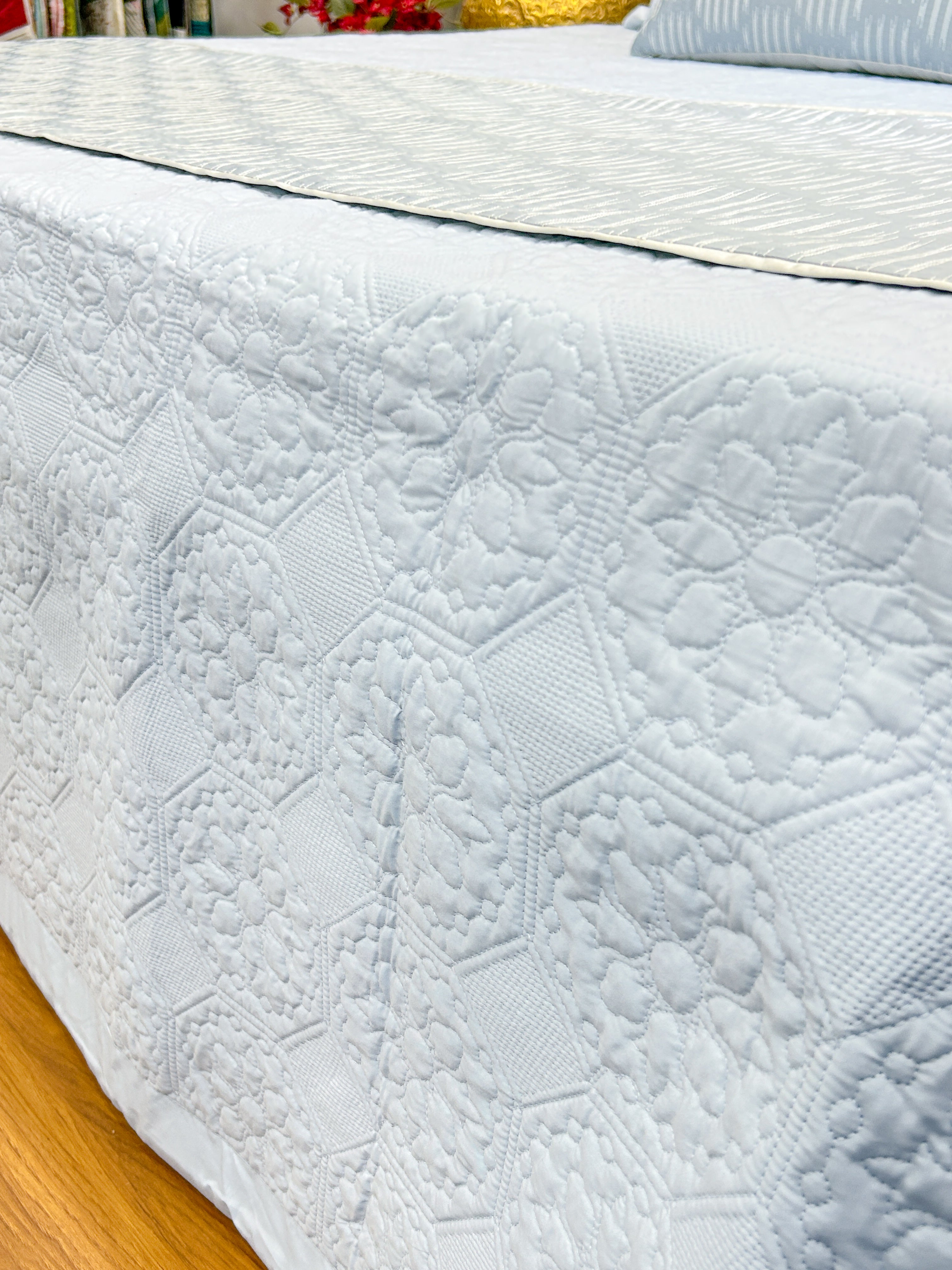 Royal Elegance 9-Piece King Size Jacquard Cotton Bedding Set