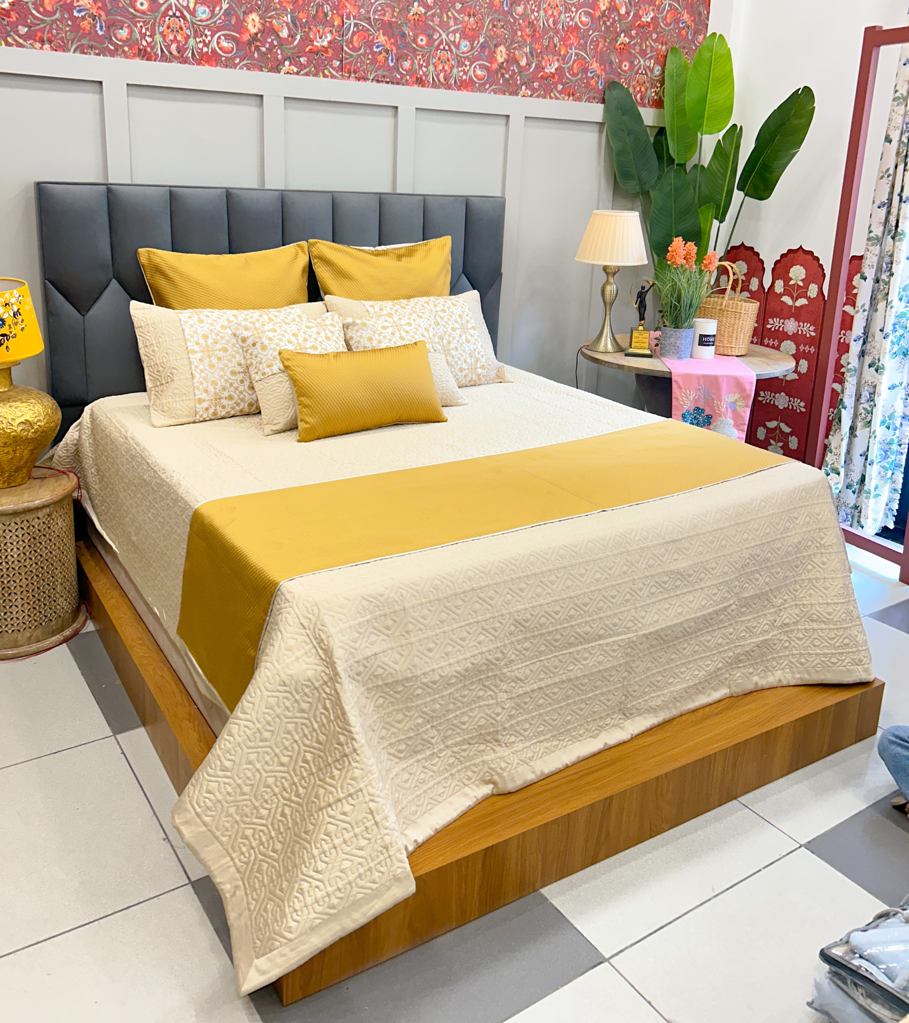 Royal Elegance 9-Piece King Size Jacquard Cotton Bedding Set