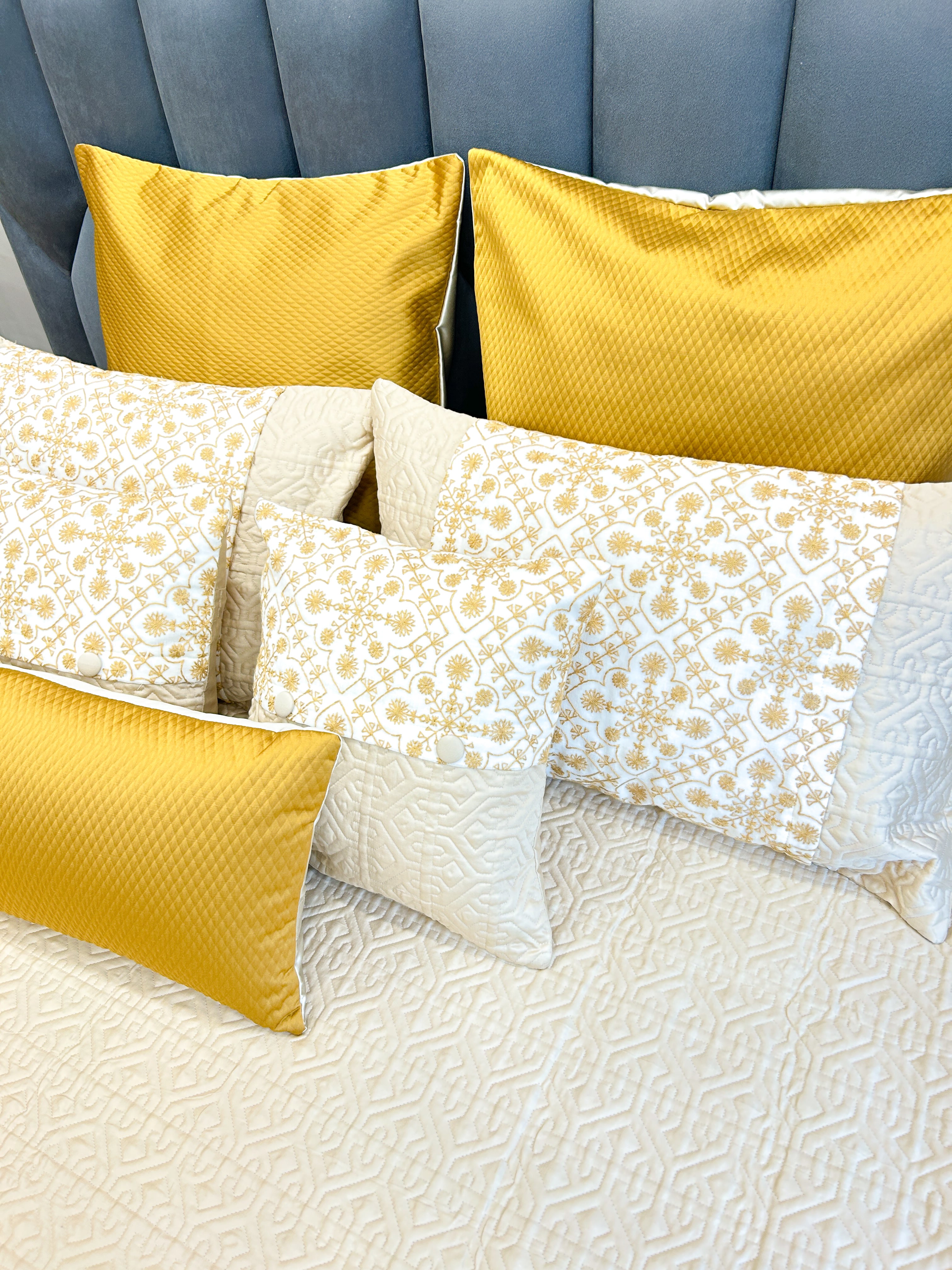 Royal Elegance 9-Piece King Size Jacquard Cotton Bedding Set