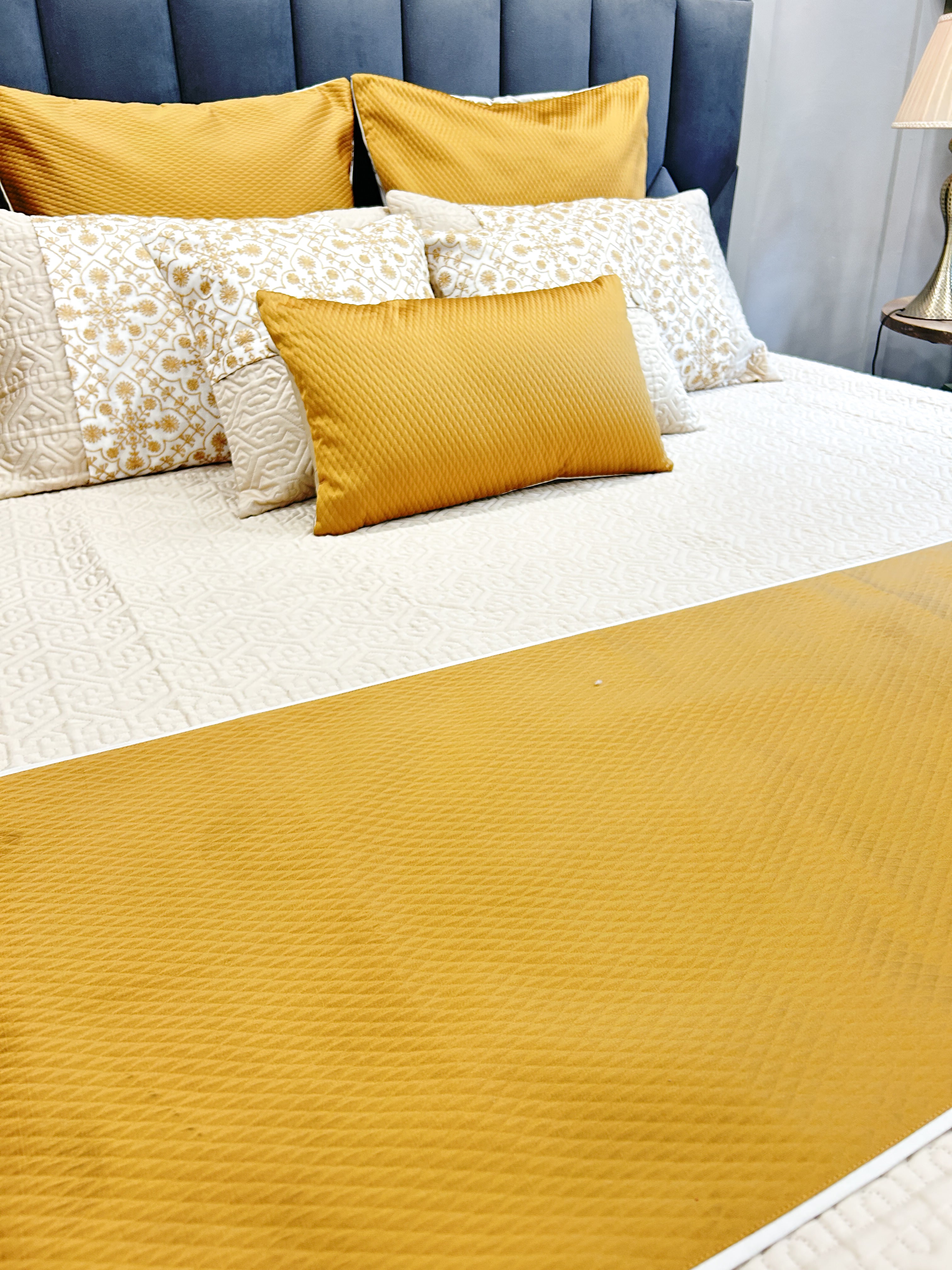 Royal Elegance 9-Piece King Size Jacquard Cotton Bedding Set