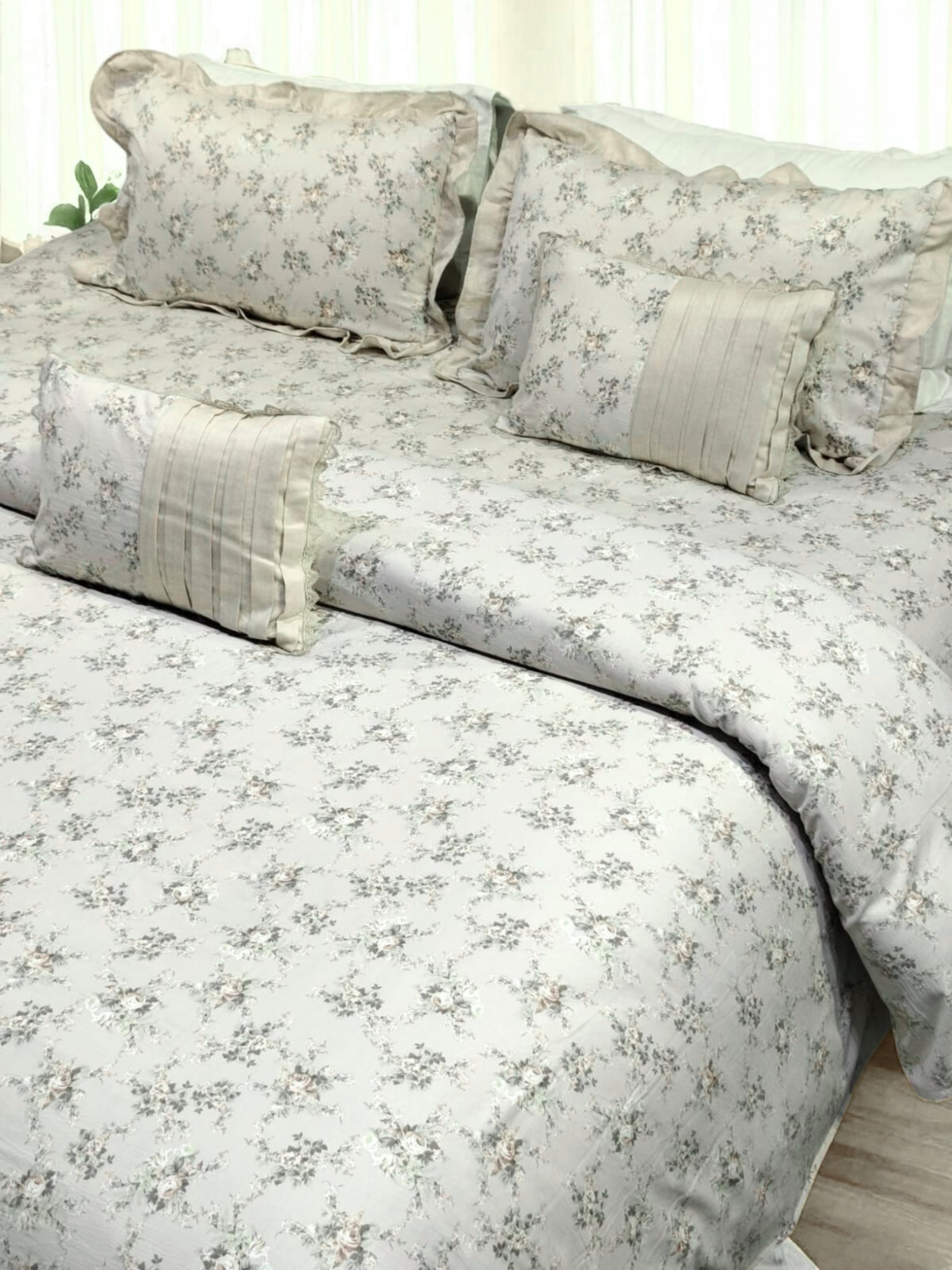 Squirrel Luxury Designer Bedsheet Set