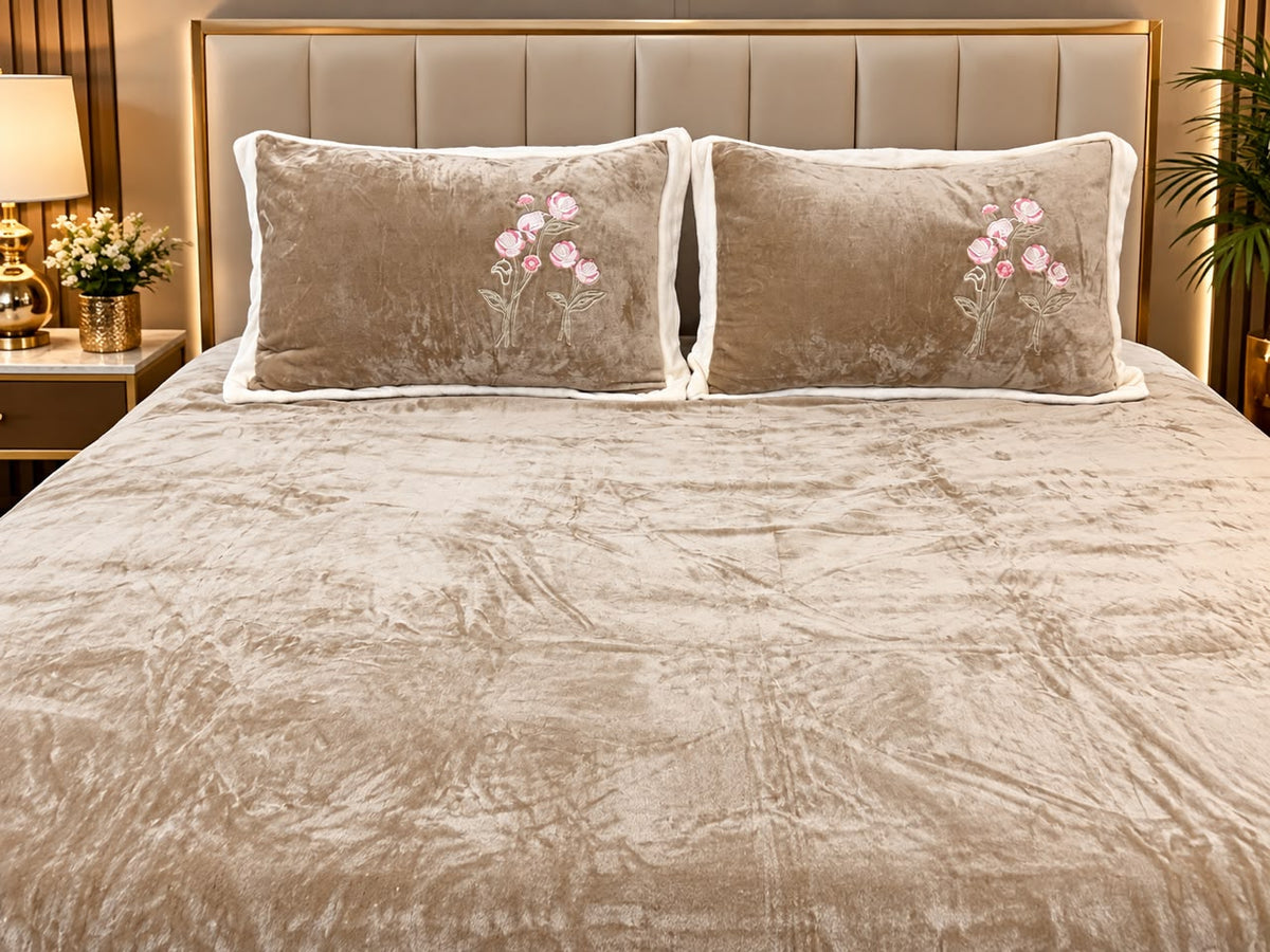 Premium Embroidery Winter Warm Bedsheet Set