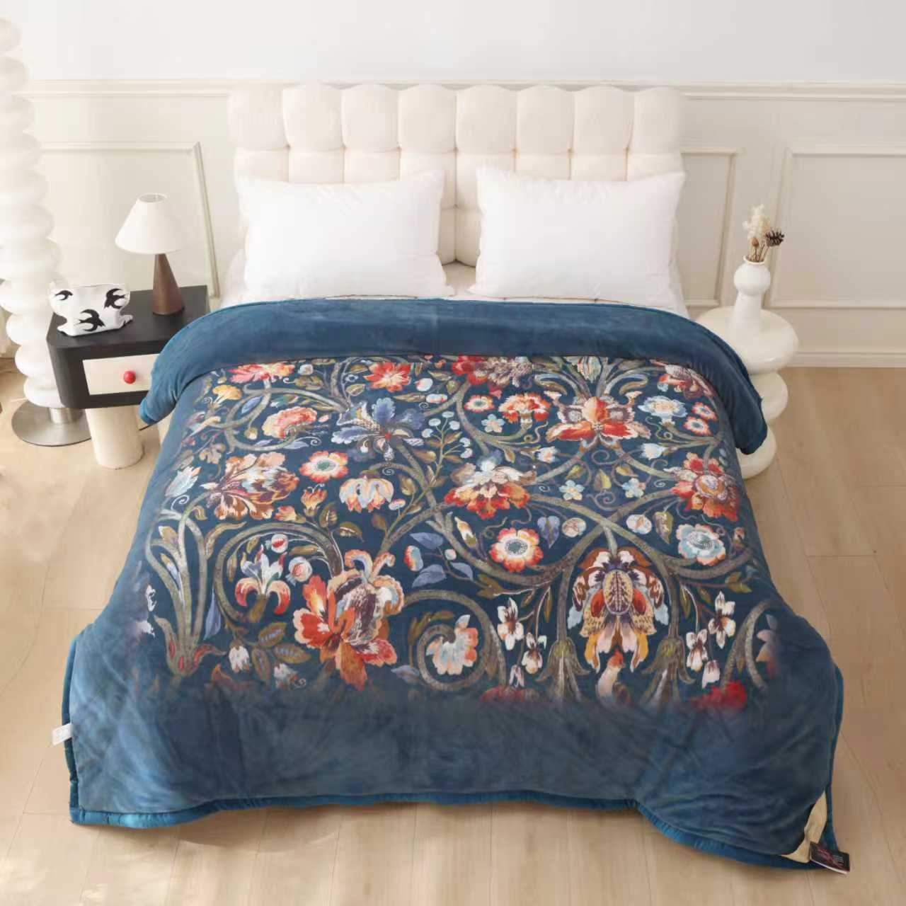 Heritage King Size Super Warm Blanket — 3-Layered Winter Luxury