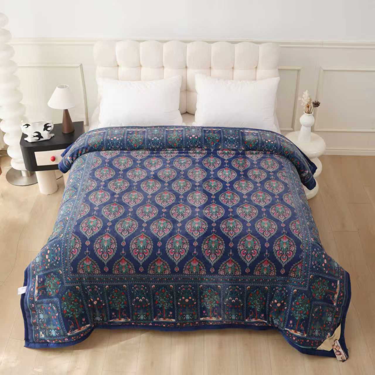 Heritage King Size Super Warm Blanket — 3-Layered Winter Luxury